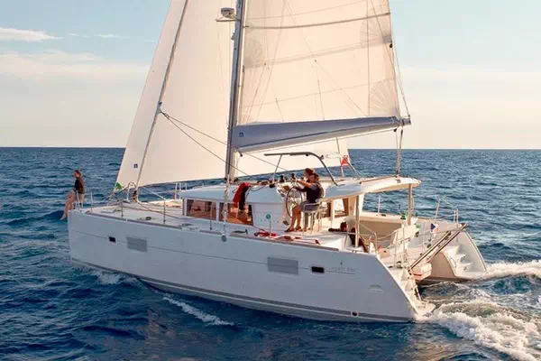 Аренда катамарана Blue Coco Lagoon 400 на Самуи