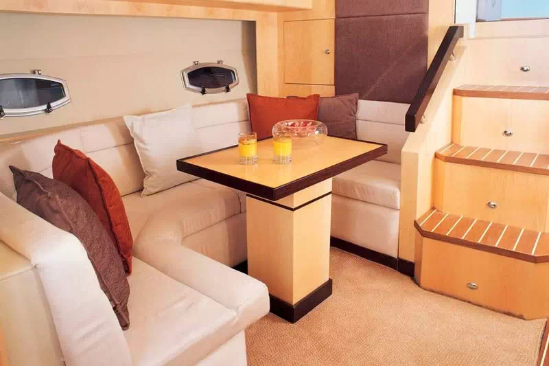 Аренда моторной яхты Oryx 36 на Самуи вид 3