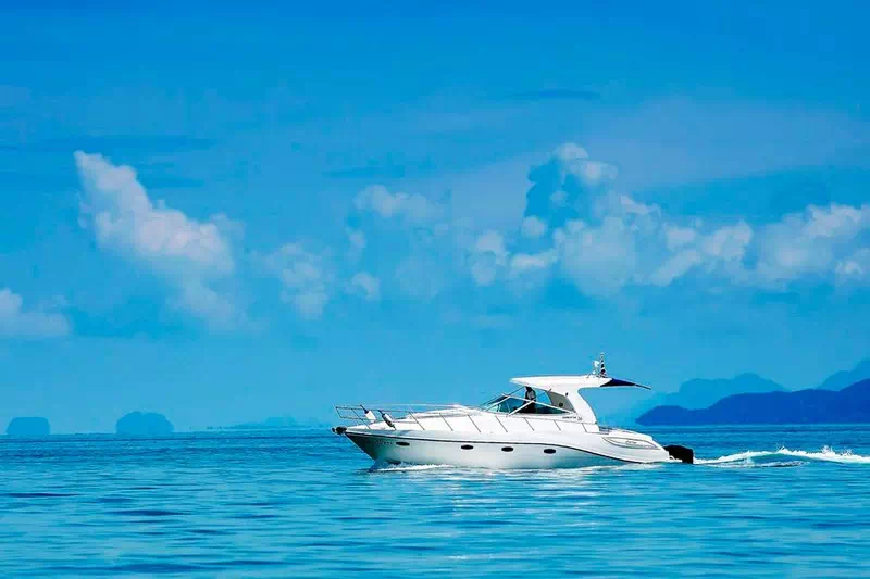 Аренда моторной яхты Oryx 36 на Самуи вид 9