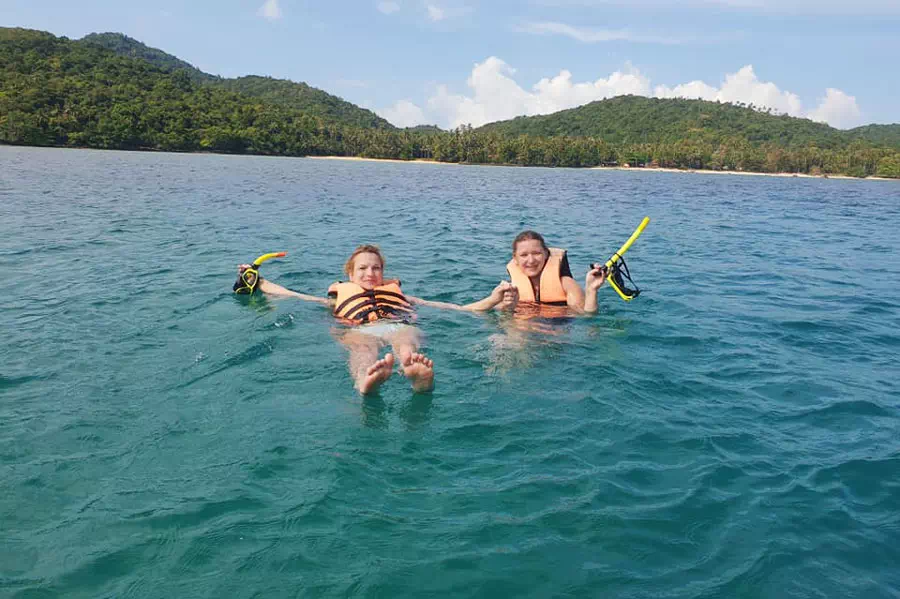 Ко Мадсум, фото и свиньи